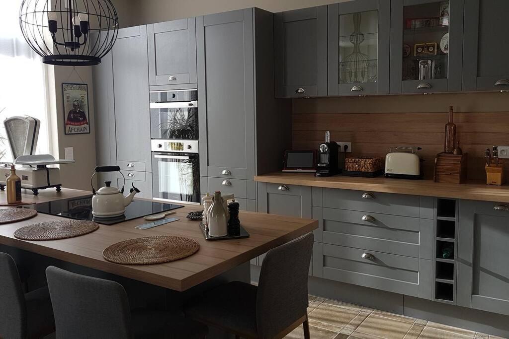 Le Pigeonnier / Gite De Charme 1 A 4 Pers 80 M² カンブレー エクステリア 写真